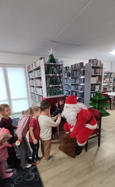 Małe Miłe Czwartki - Mikołajki w Bibliotece